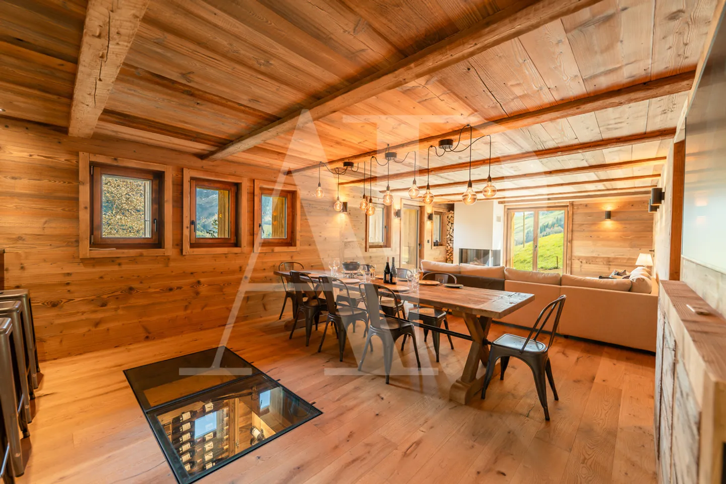 Avanthay Immobilier - Val-d'Illiez - Exceptional chalet under reconstruction - 6.5 rooms - 4 bedrooms - Photo 8 of 29