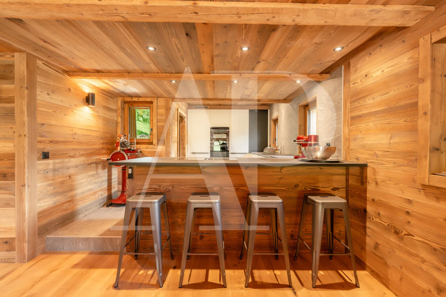Avanthay Immobilier - Val-d'Illiez - Exceptional chalet under reconstruction - 6.5 rooms - 4 bedrooms - Photo 10 of 29