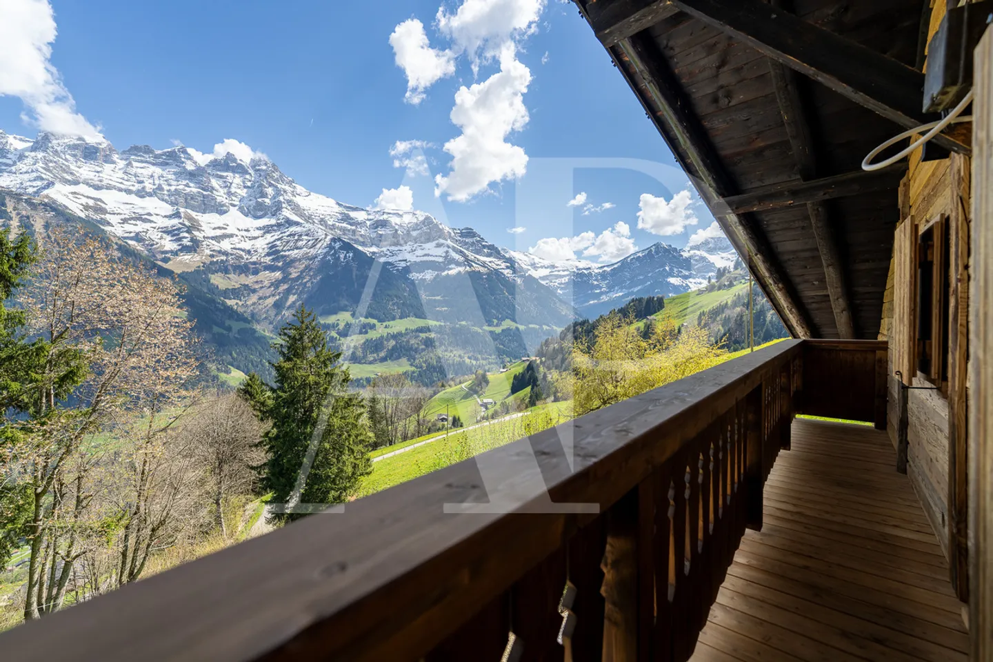 Avanthay Immobilier - Val-d'Illiez - Exceptional chalet under reconstruction - 6.5 rooms - 4 bedrooms - Photo 17 of 29