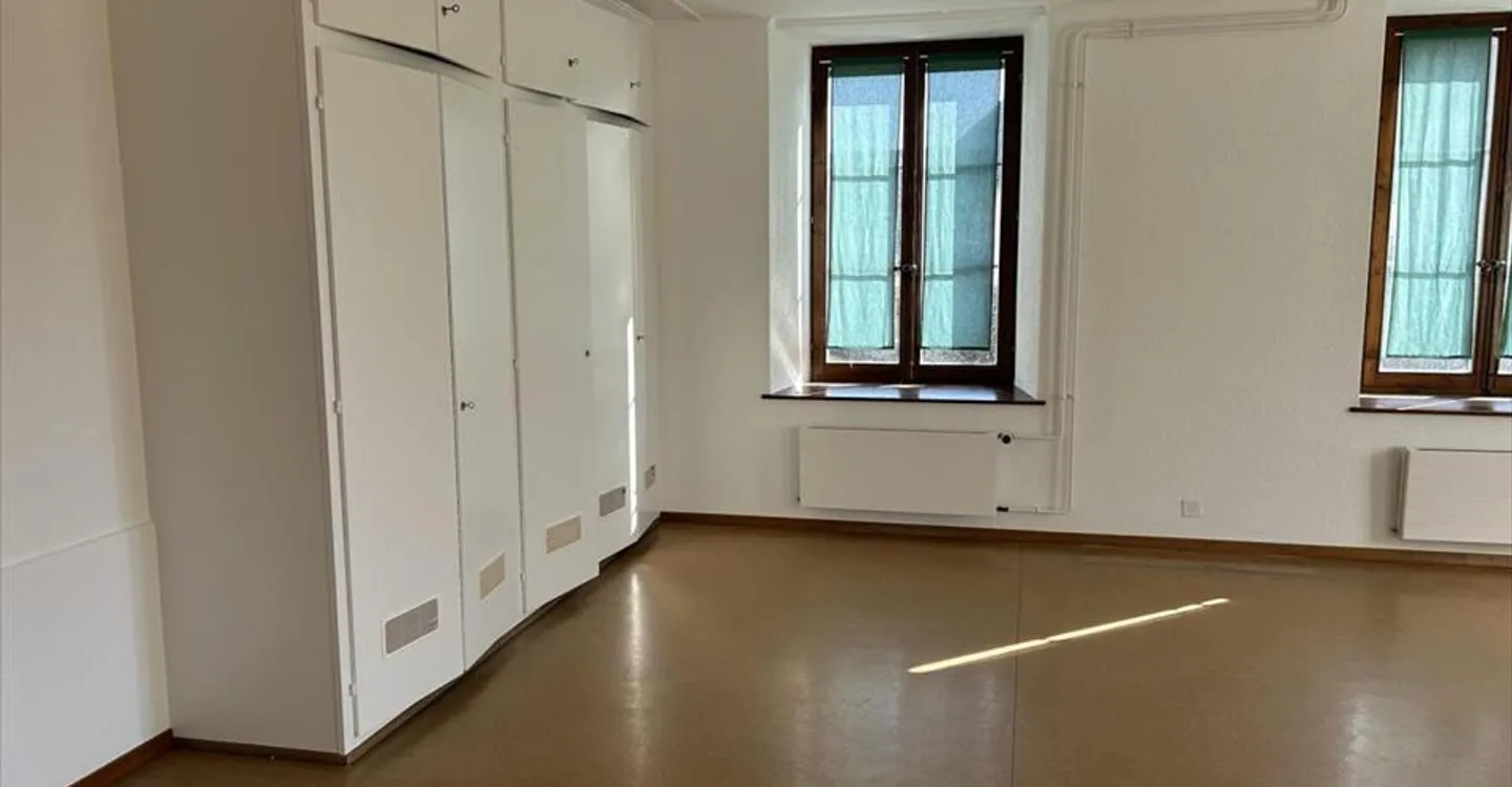 Office space for rent - Photo 5 of 6