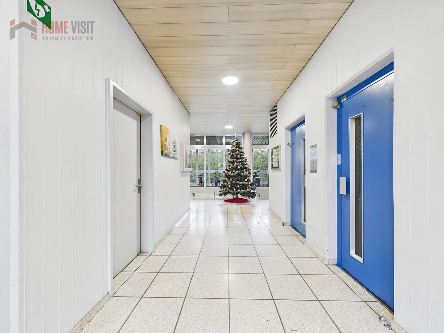 Appartamento luminoso di 3,5 stanze con ascensore e garage - ideale per tutte le età - Foto 15 di 20