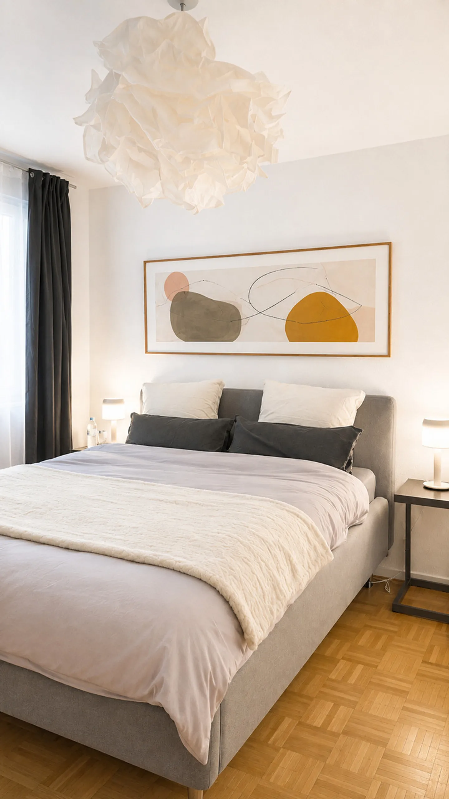 Charming Apartment with Balcony - Photo 6 of 10