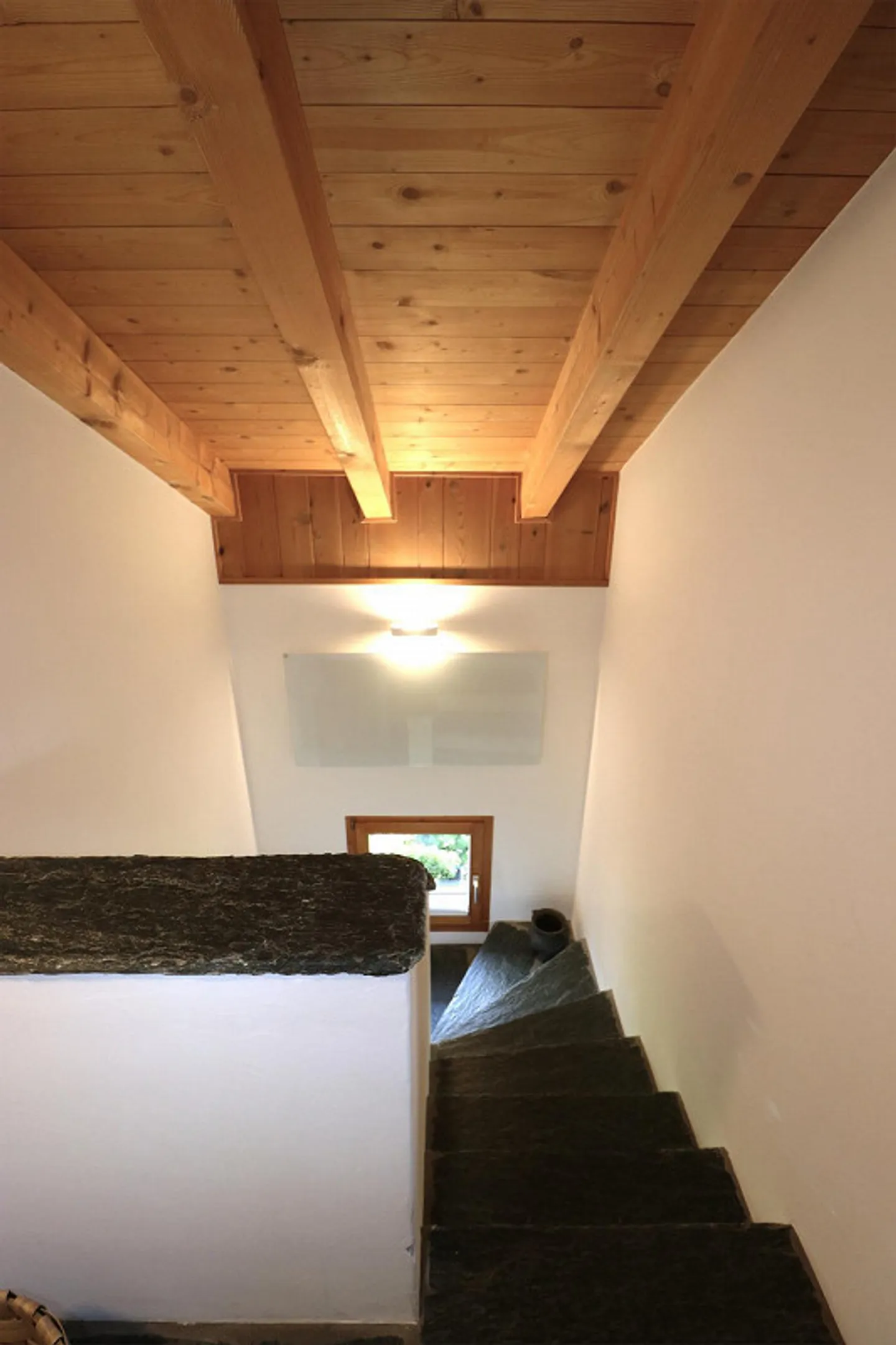 Charming two-family house with mountain view in Laax - Photo 20 of 30