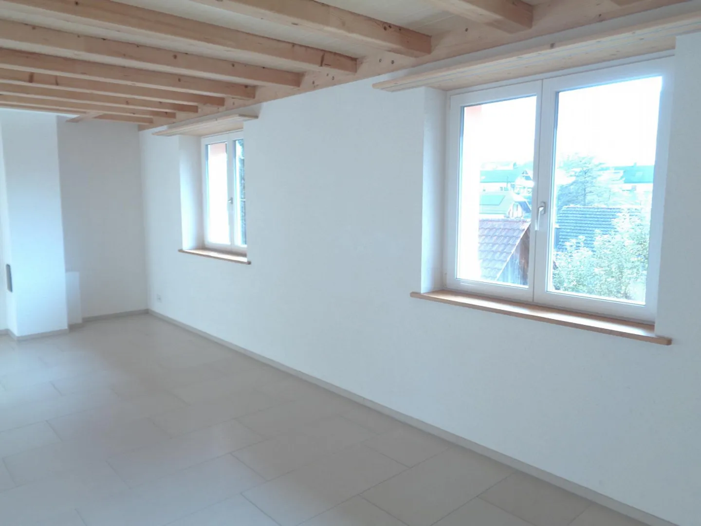 RoofTop Apartment , ideally located 5 mintues walk bus station 365view - Photo 20 of 30