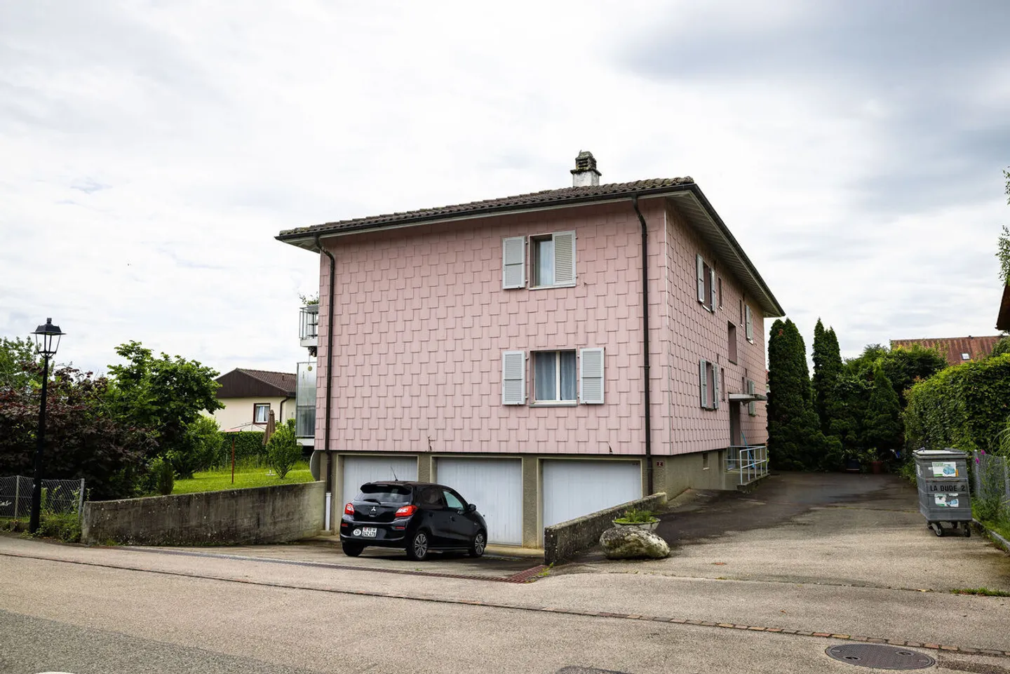 Rental income building - Photo 4 of 4