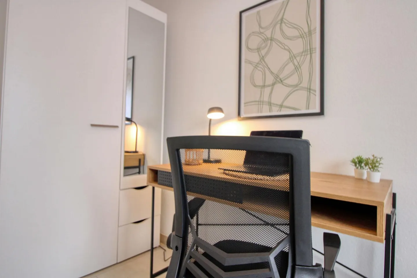 Appartamento Coliving Spazioso con Grande Terrazza a Wallisellen - Foto 3 di 23