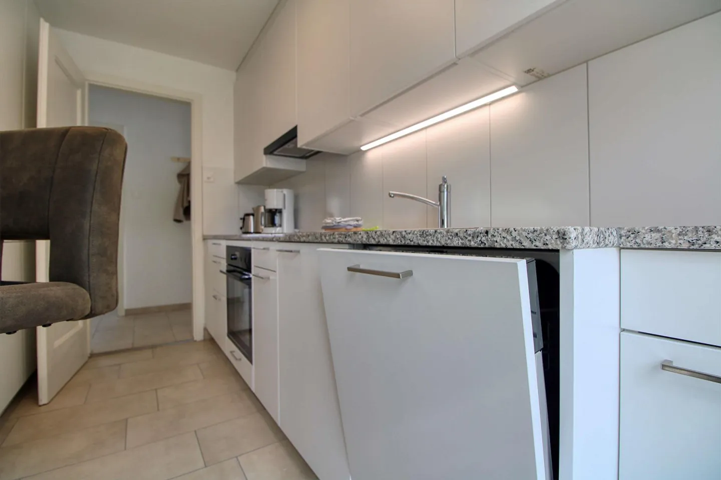 Appartamento Coliving Spazioso con Grande Terrazza a Wallisellen - Foto 10 di 23
