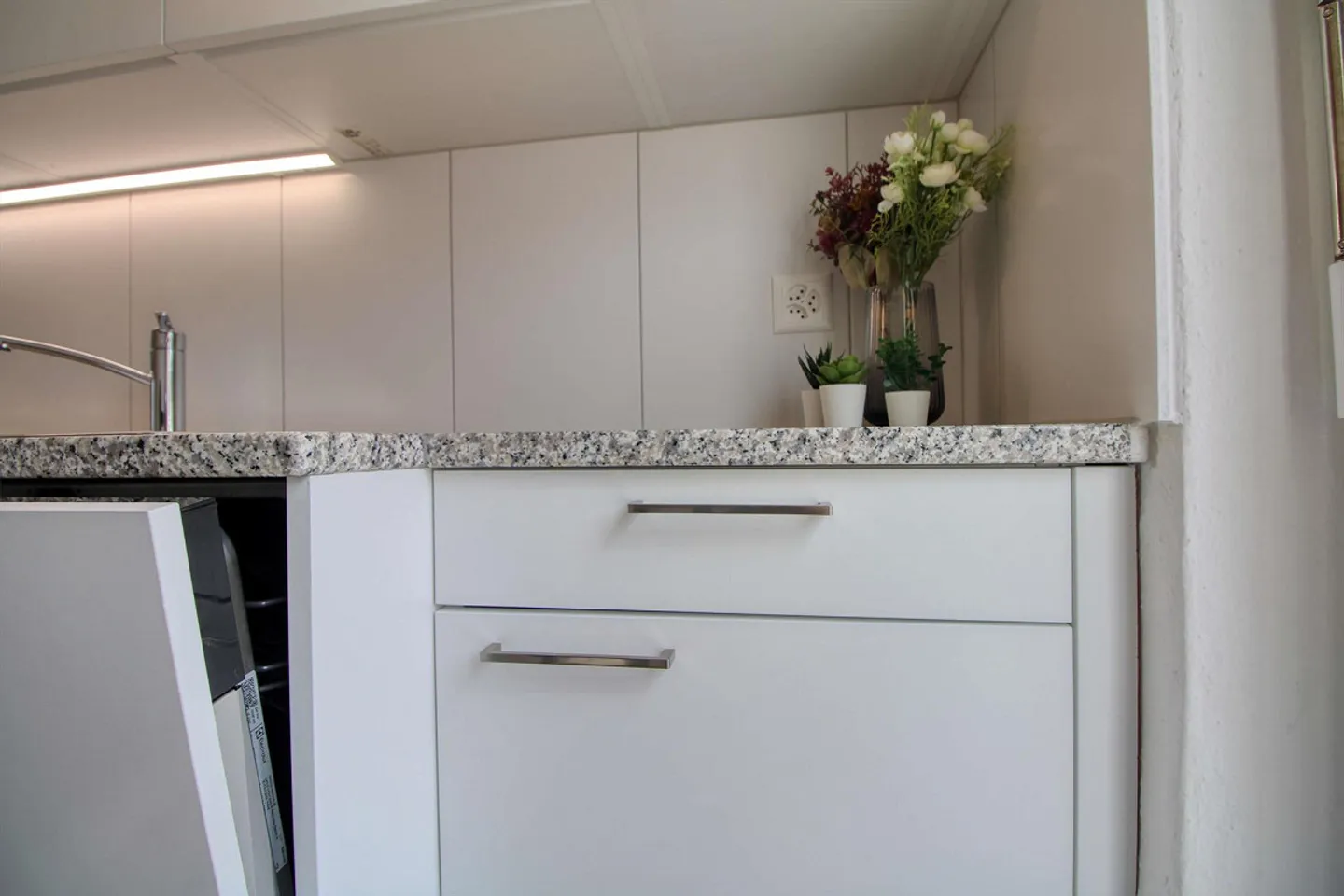 Appartamento Coliving Spazioso con Grande Terrazza a Wallisellen - Foto 13 di 23