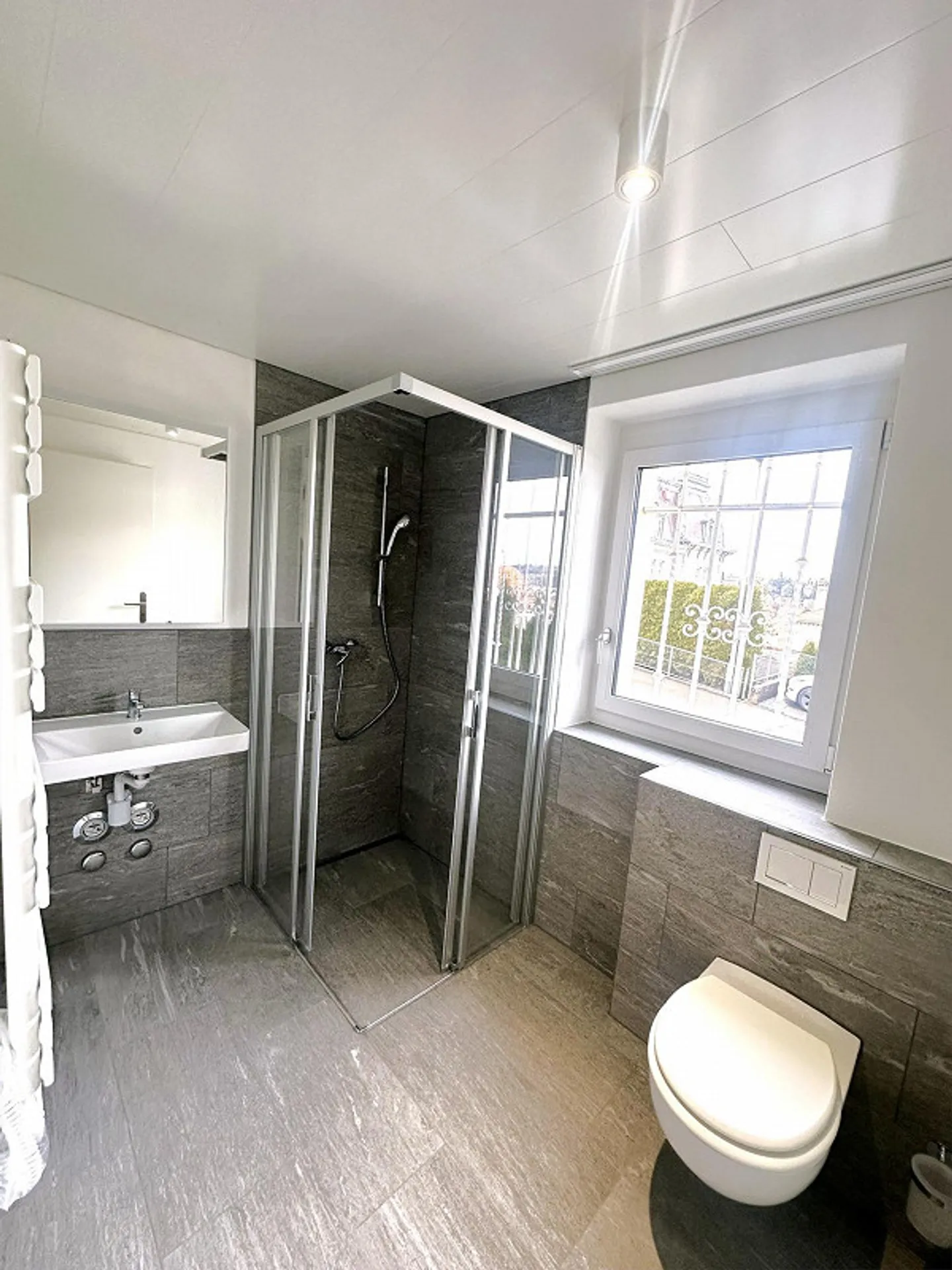 charmante appartamento 1 stanza recentemente ristrutturato - Foto 7 di 9