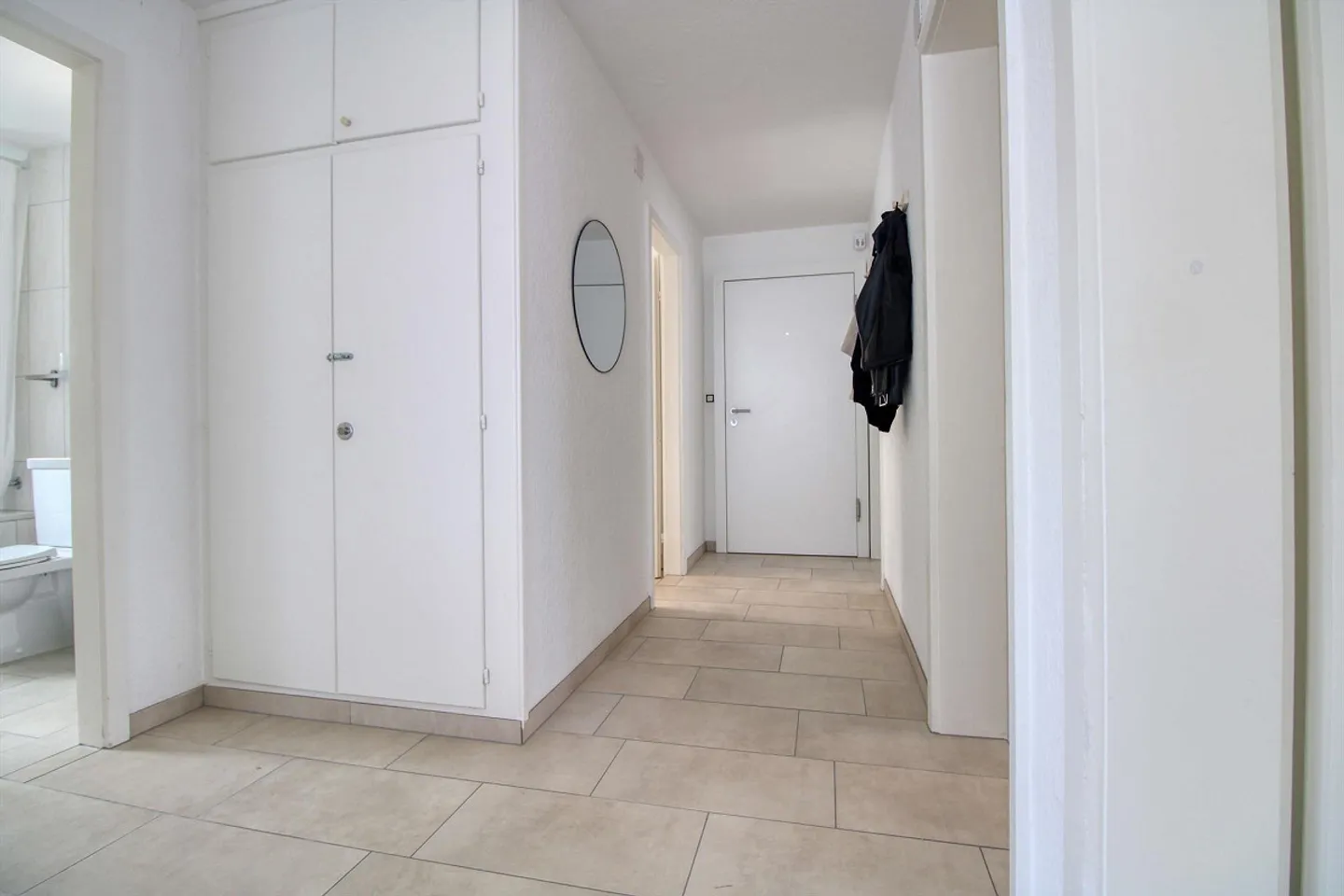 Appartamento Coliving Spazioso con Grande Terrazza a Wallisellen - Foto 18 di 23