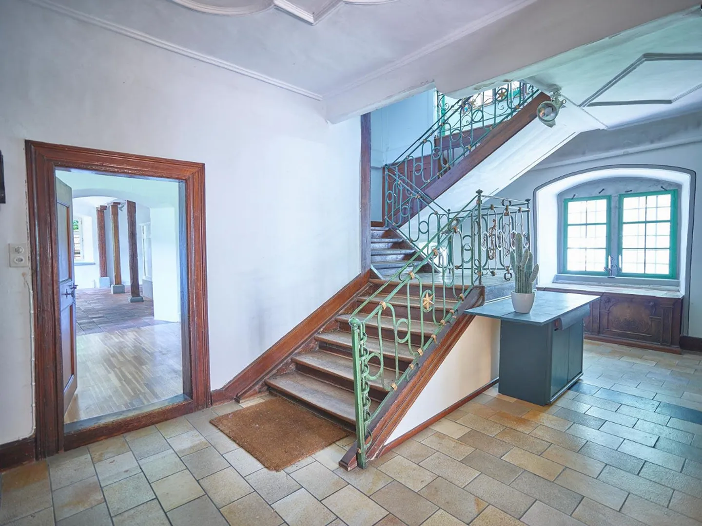 Special Apartment - Photo 2 of 20