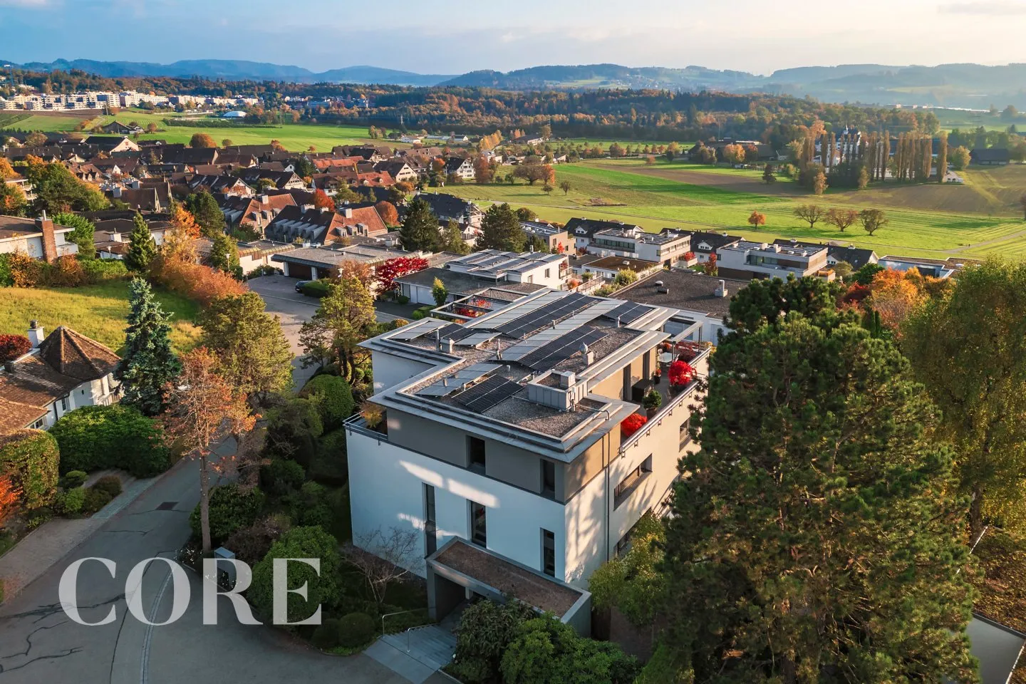 Avantgarde Garten-Maisonette - Foto 3 von 9