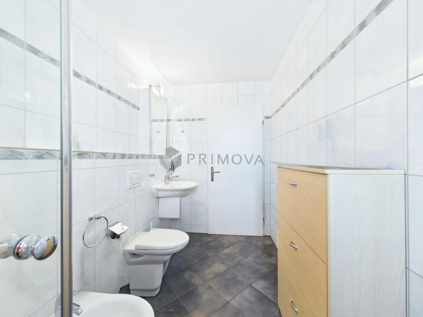 Optimale 4.5 Zimmer Eigentumswohnung für Pendler und Familien - Foto 10 di 12