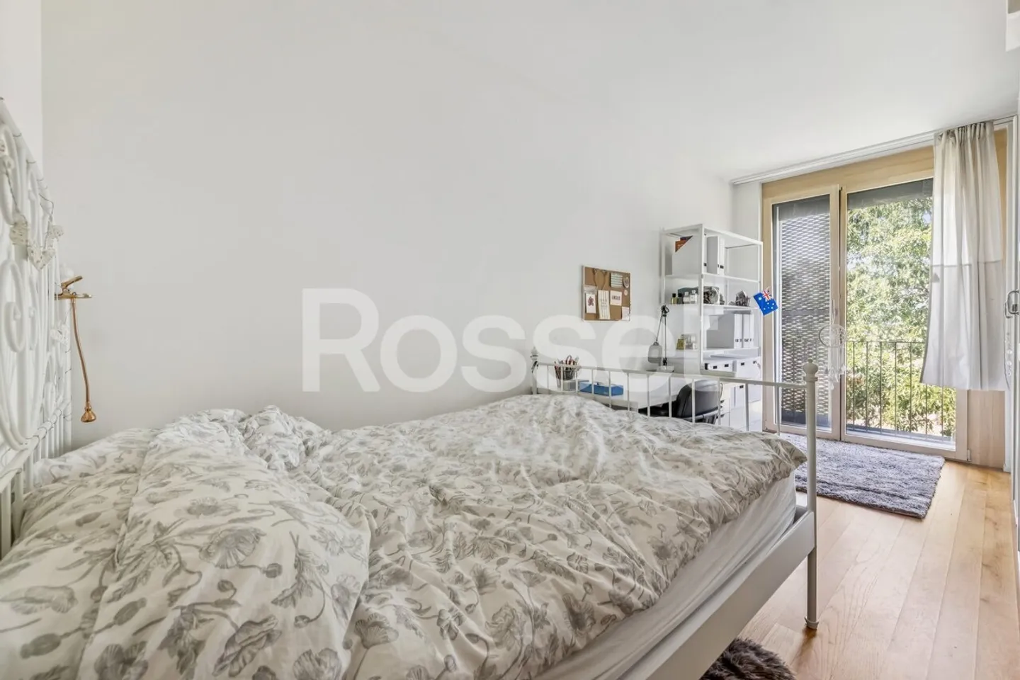 Appartement moderne avec terrasse - Photo 3 sur 5