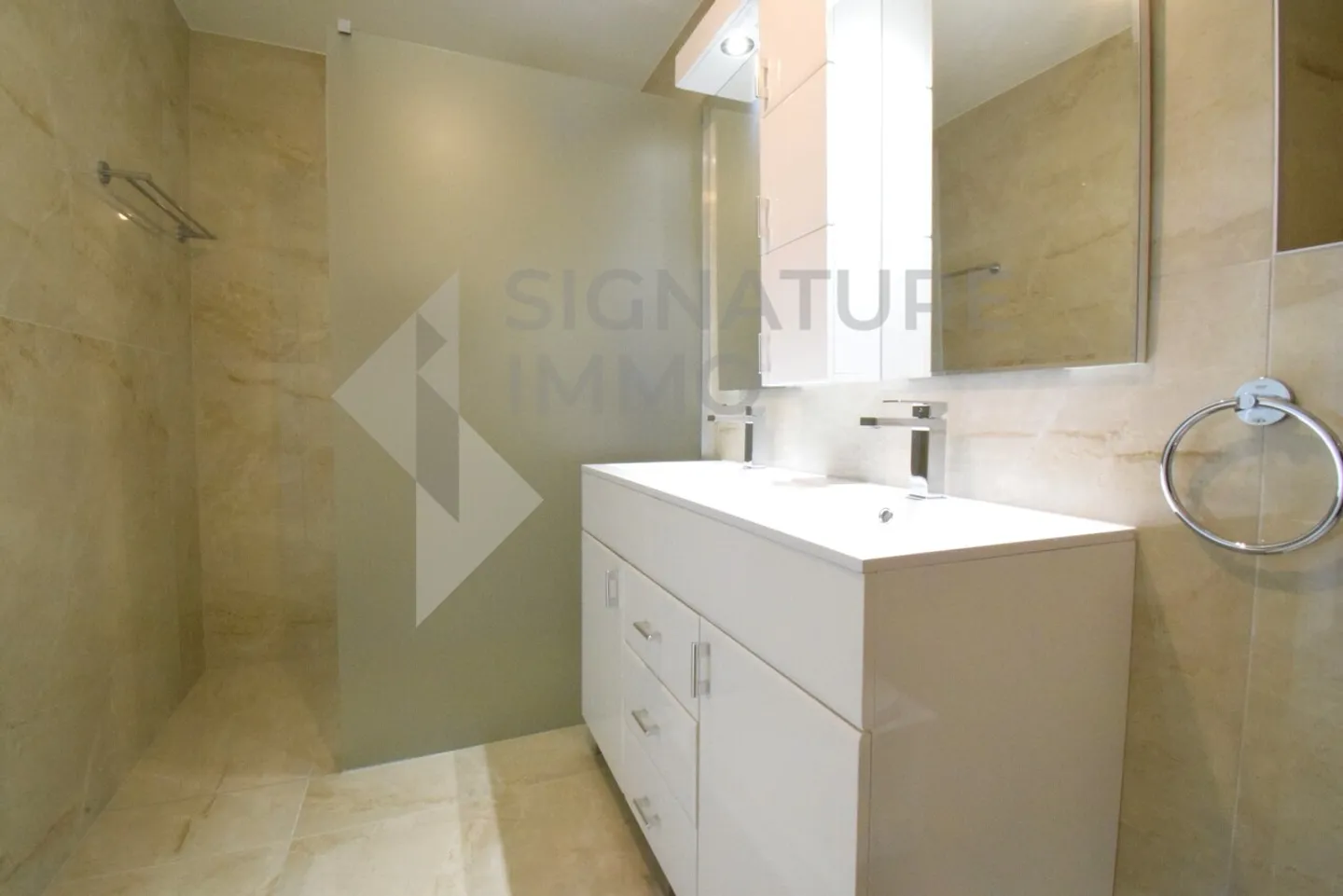 Modern 4.5-room apartment in new condition - Fribourg City - Photo 8 of 11