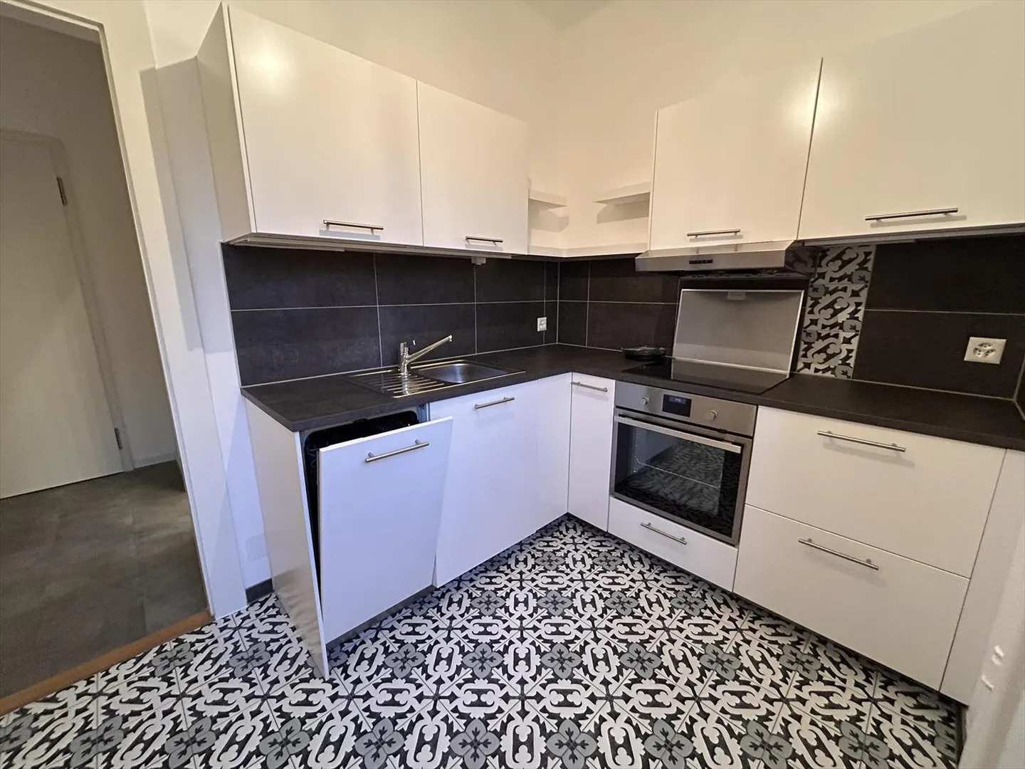 Appartamento in affitto - Foto 1 di 6