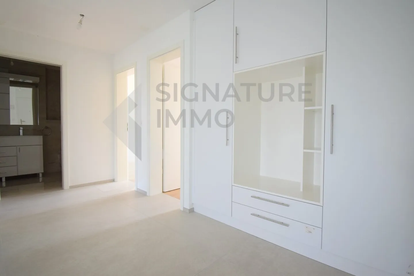 Modern 4.5-room apartment in new condition - Fribourg City - Photo 4 of 11