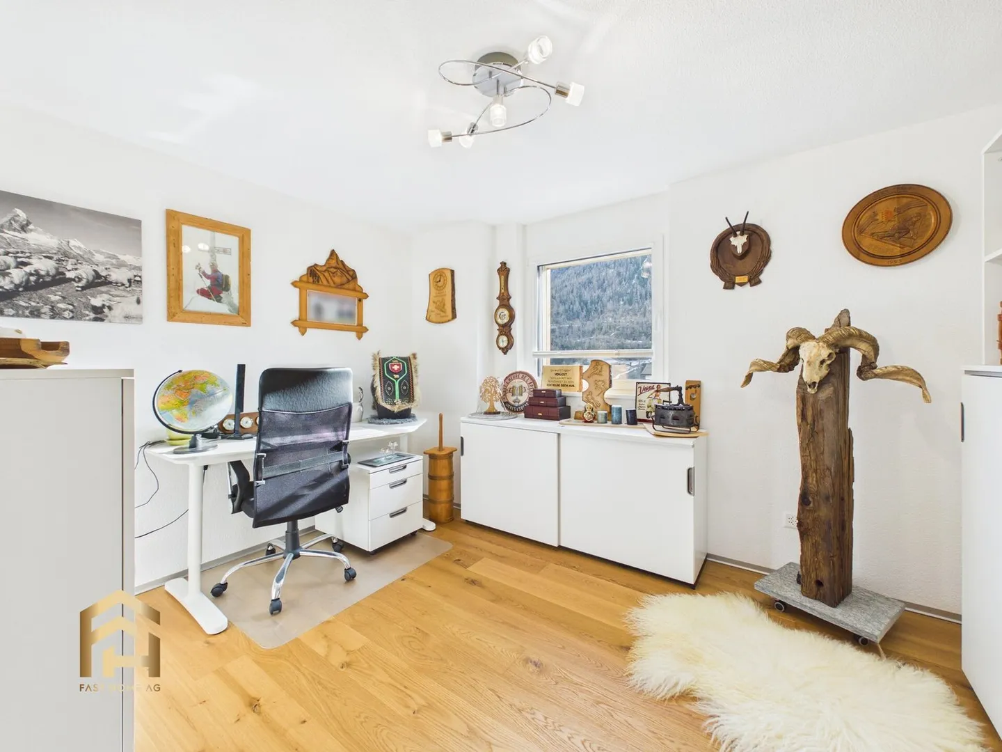 Exclusive 5.5-room duplex apartment with sunny Alpine view - Photo 11 of 13