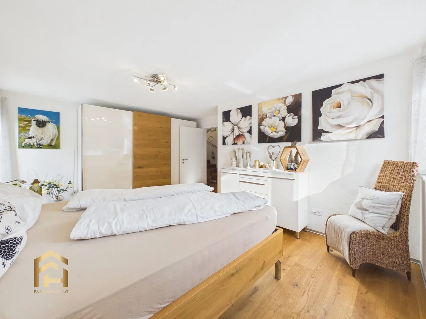 Exclusive 5.5-room duplex apartment with sunny Alpine view - Photo 9 of 13