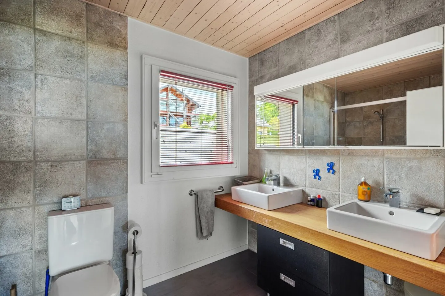 Contemporary Villa with Lake and Alps View - Photo 20 of 41