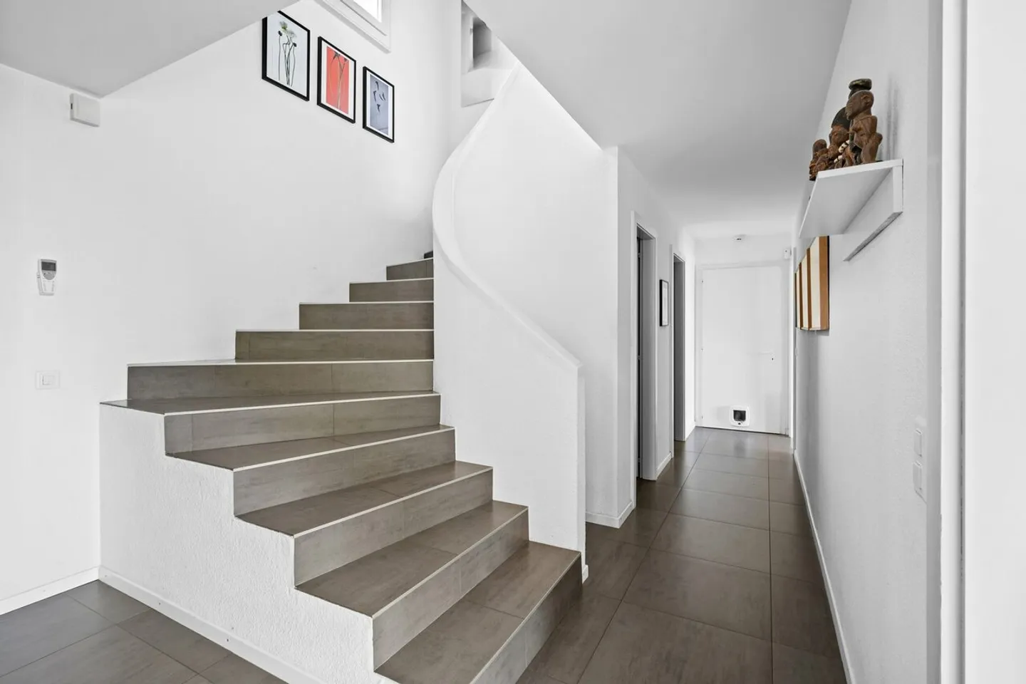 Contemporary Villa with Lake and Alps View - Photo 41 of 41