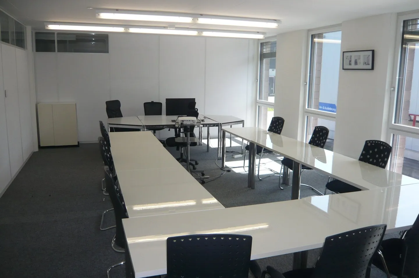 Spazio ufficio in un edificio commerciale/rappresentativo - Foto 5 di 8