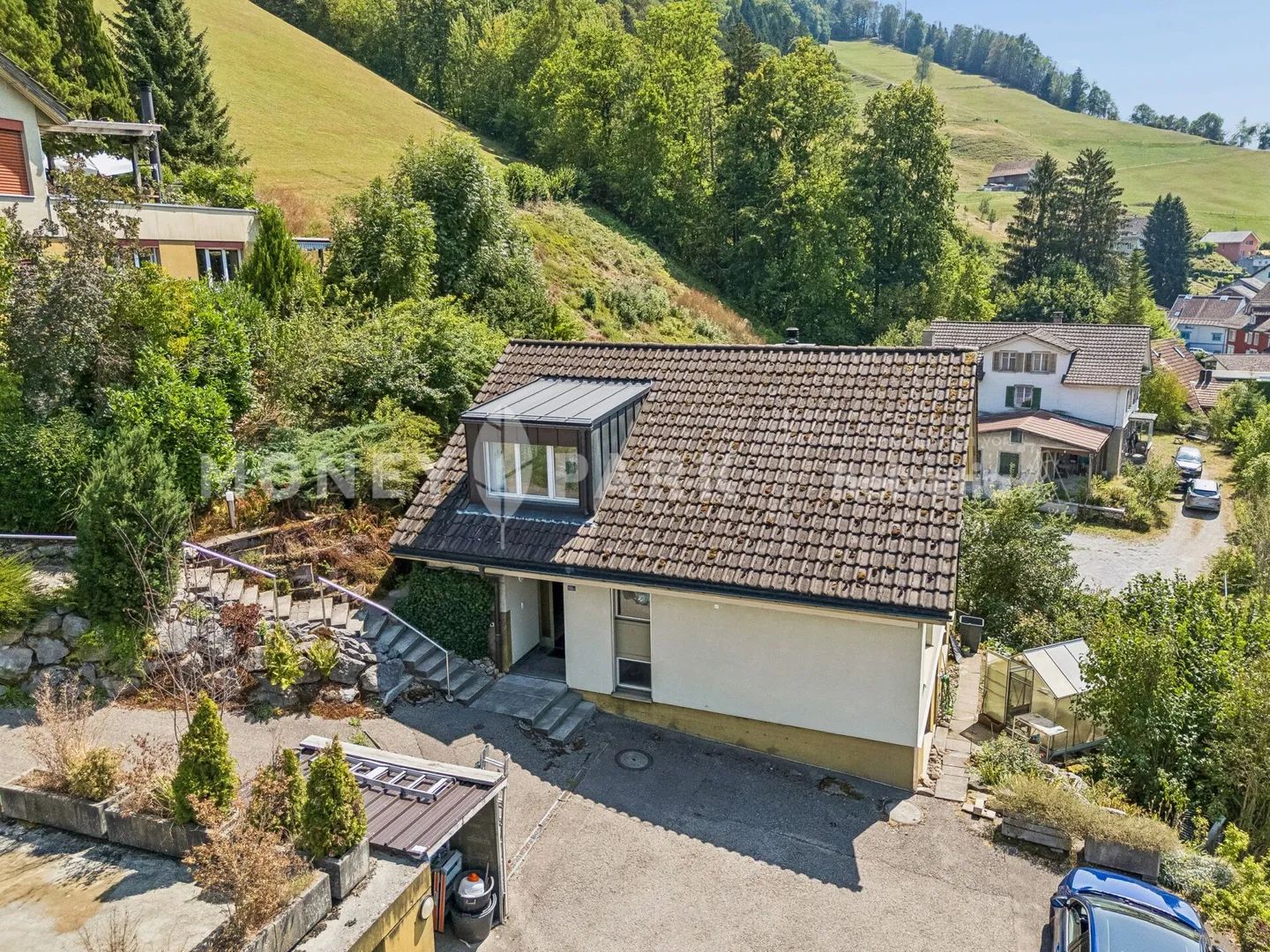 Charmantes Einfamilienhaus - Foto 1 von 9