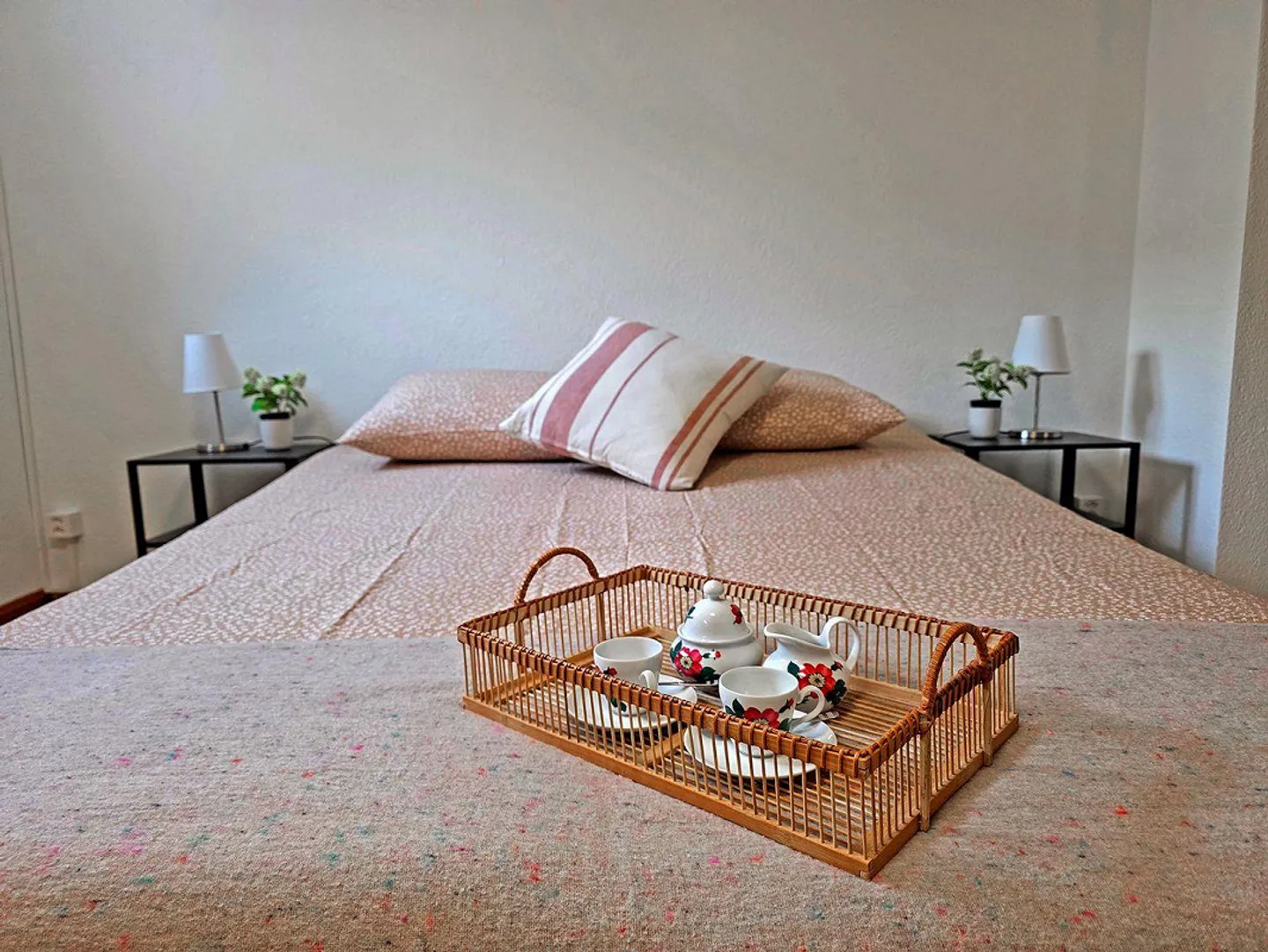Appartement deux pièces rénové avec terrasse et entrée indépendante à Losone, idéal pour des séjours de courte à moyenne durée à Losone - Photo 13 sur 15