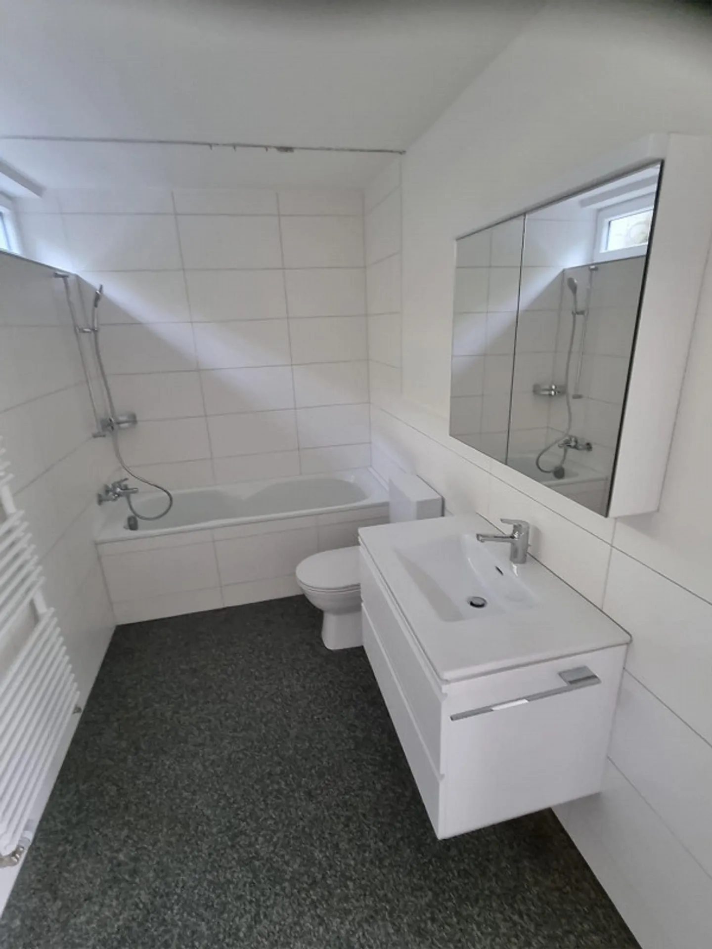 Newly renovated granny flat in a quiet residential area - Photo 5 of 7