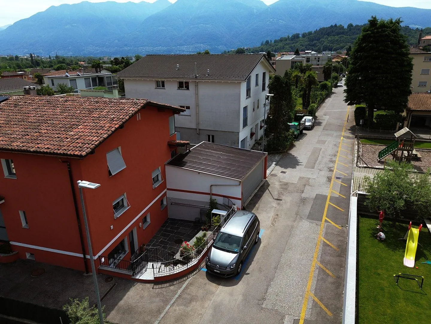 Appartement deux pièces rénové avec terrasse et entrée indépendante à Losone, idéal pour des séjours de courte à moyenne durée à Losone - Photo 15 sur 15
