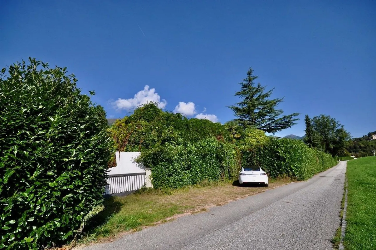 Villa zur Renovierung umgeben von einem großen Park mit viel Privatsphäre - Foto 14 von 24