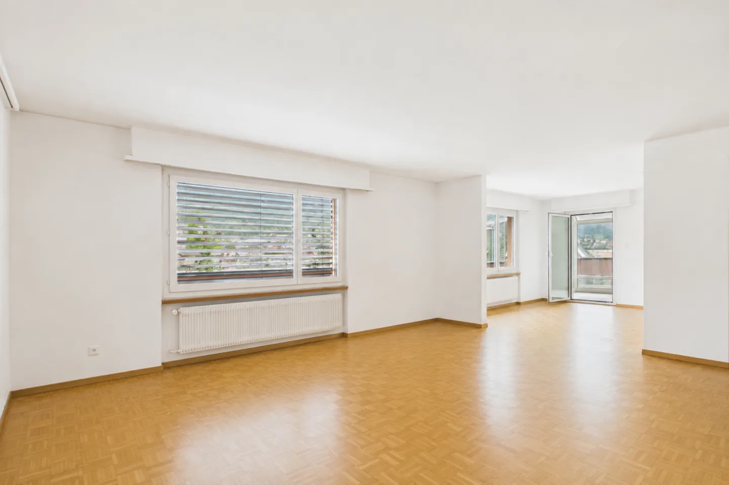 Ampio attico con terrazza panoramica - Brig - Foto 2 di 13