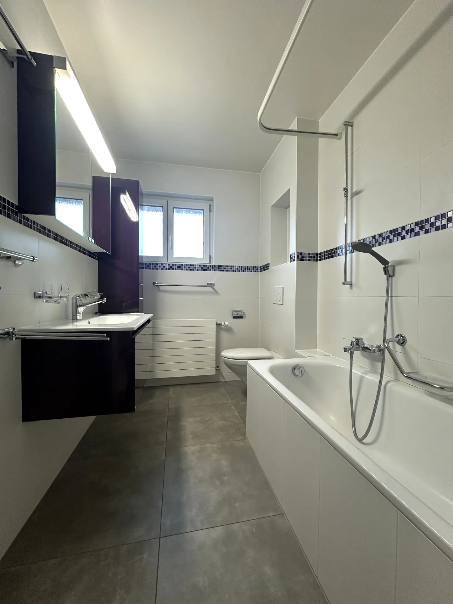 Mixed-Use Building with Potential - Photo 4 of 7