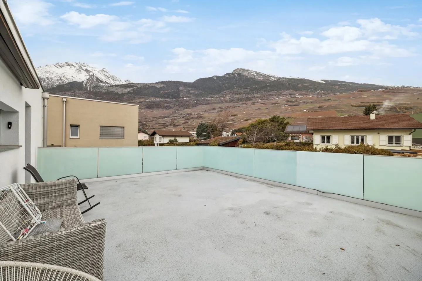 Einzelvilla mit 5,5 Zimmern in Vétroz - Foto 2 von 13