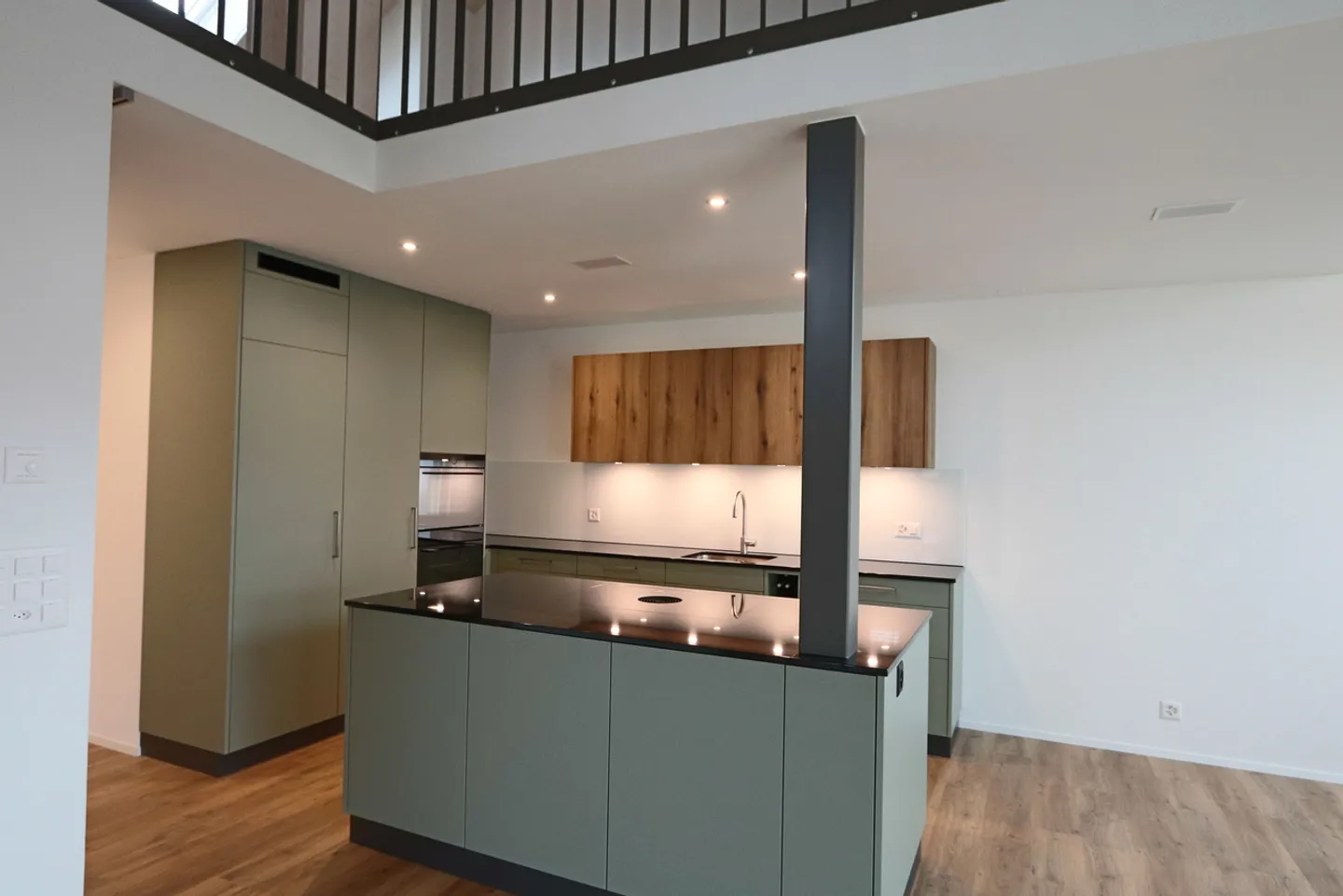 Nouvelle construction - Appartement en penthouse de 4,5 pièces avec galerie à Kerzers - Photo 1 sur 3