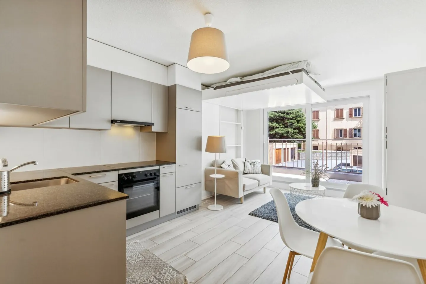 Charmant studio meublé - Photo 1 sur 10