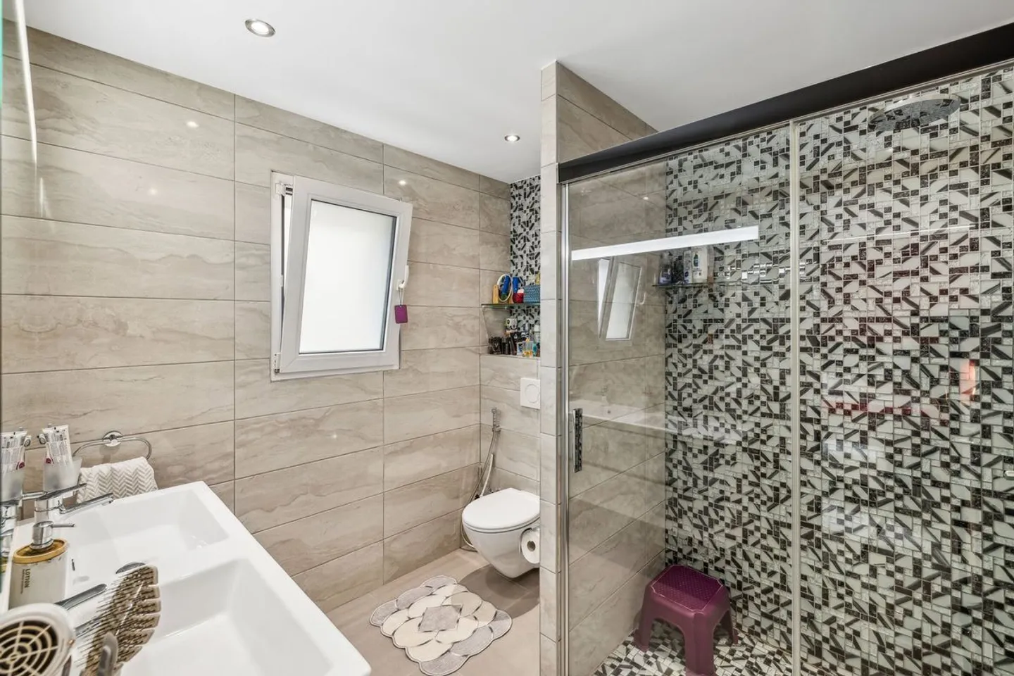 Einzelvilla mit 5,5 Zimmern in Vétroz - Foto 10 von 13