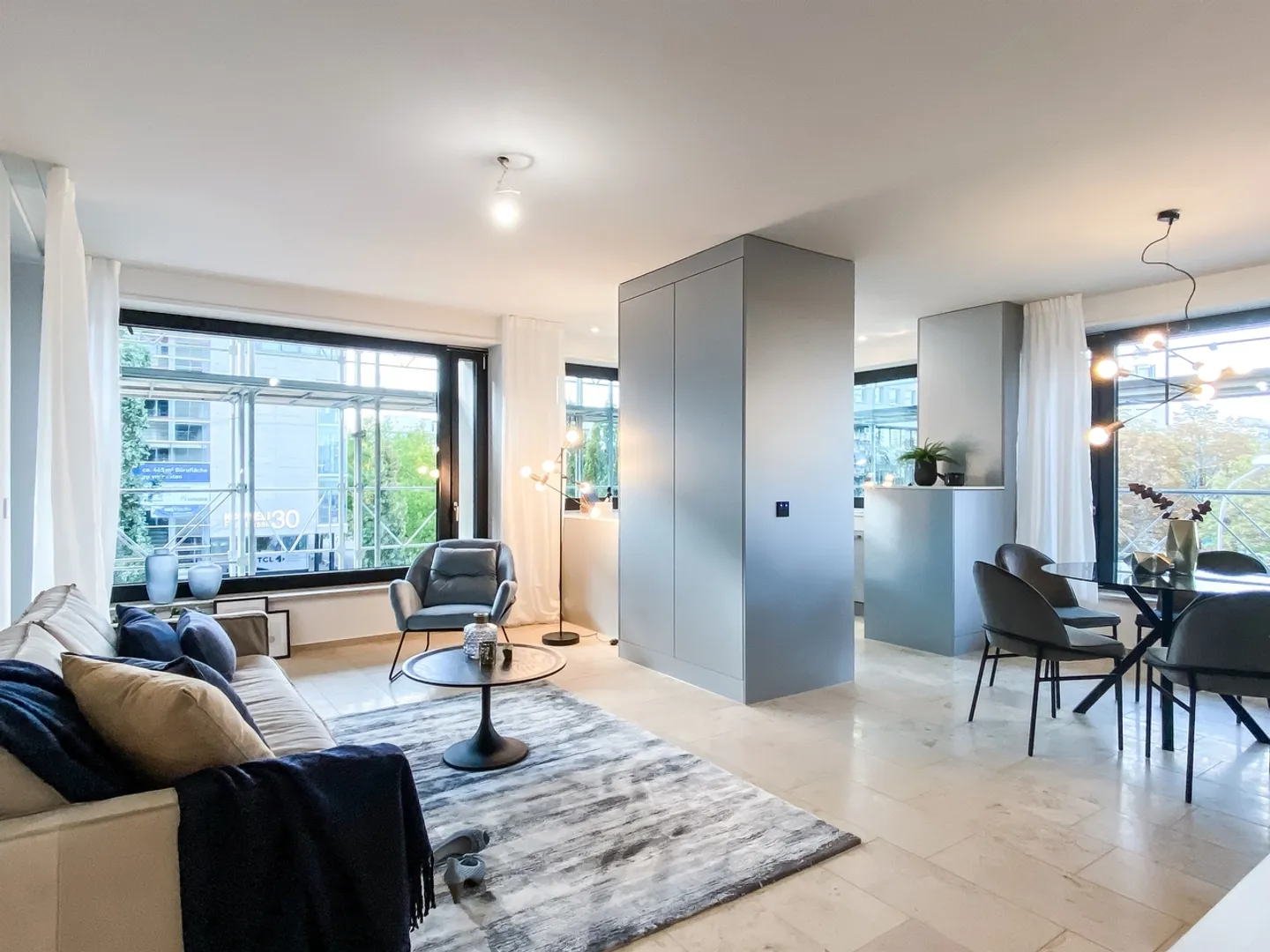 Urban Living in an Inspiring Environment - Photo 5 of 5