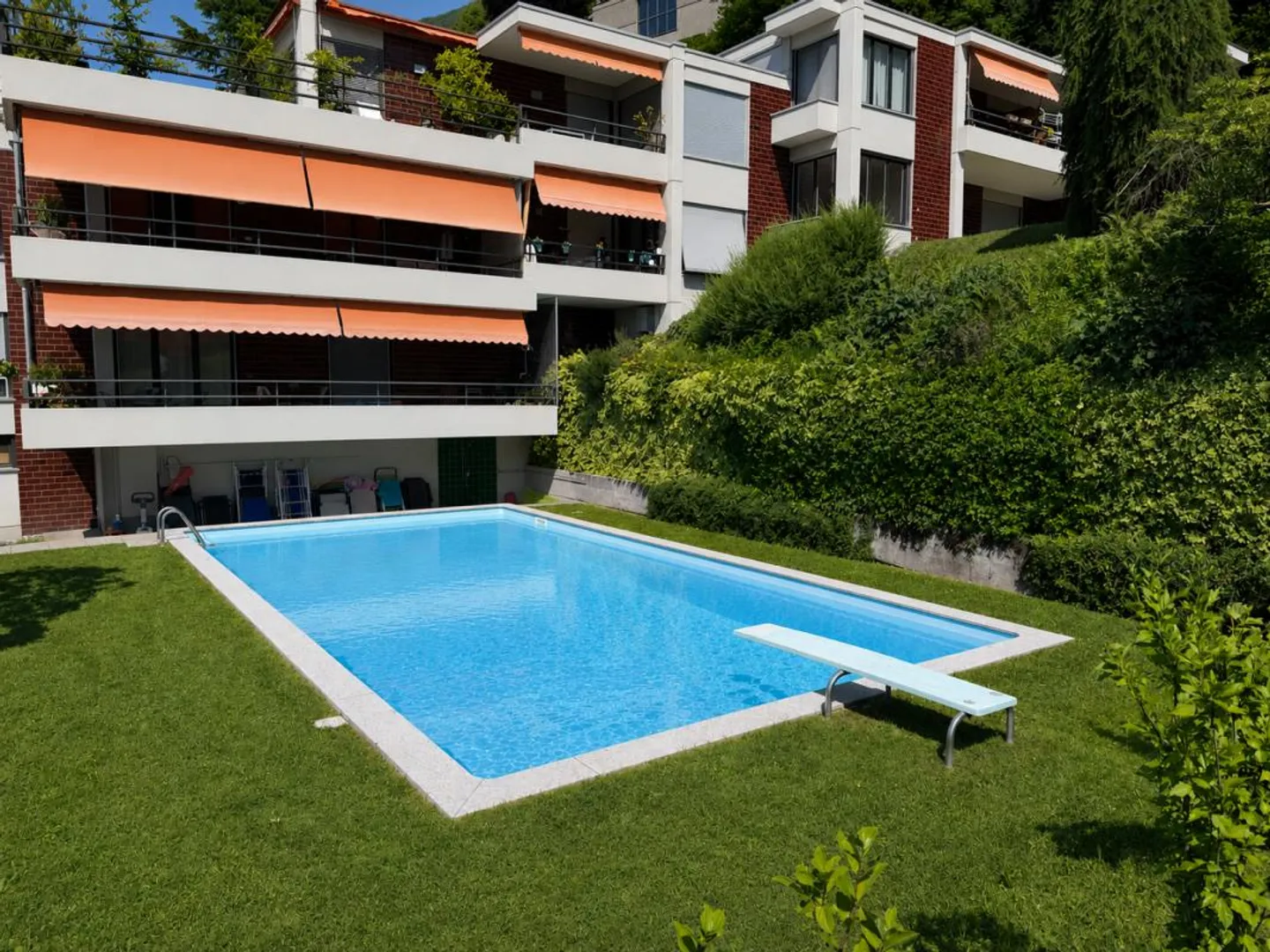 3.5 locali ristrutturato con bellissima vista - Photo 6 sur 6