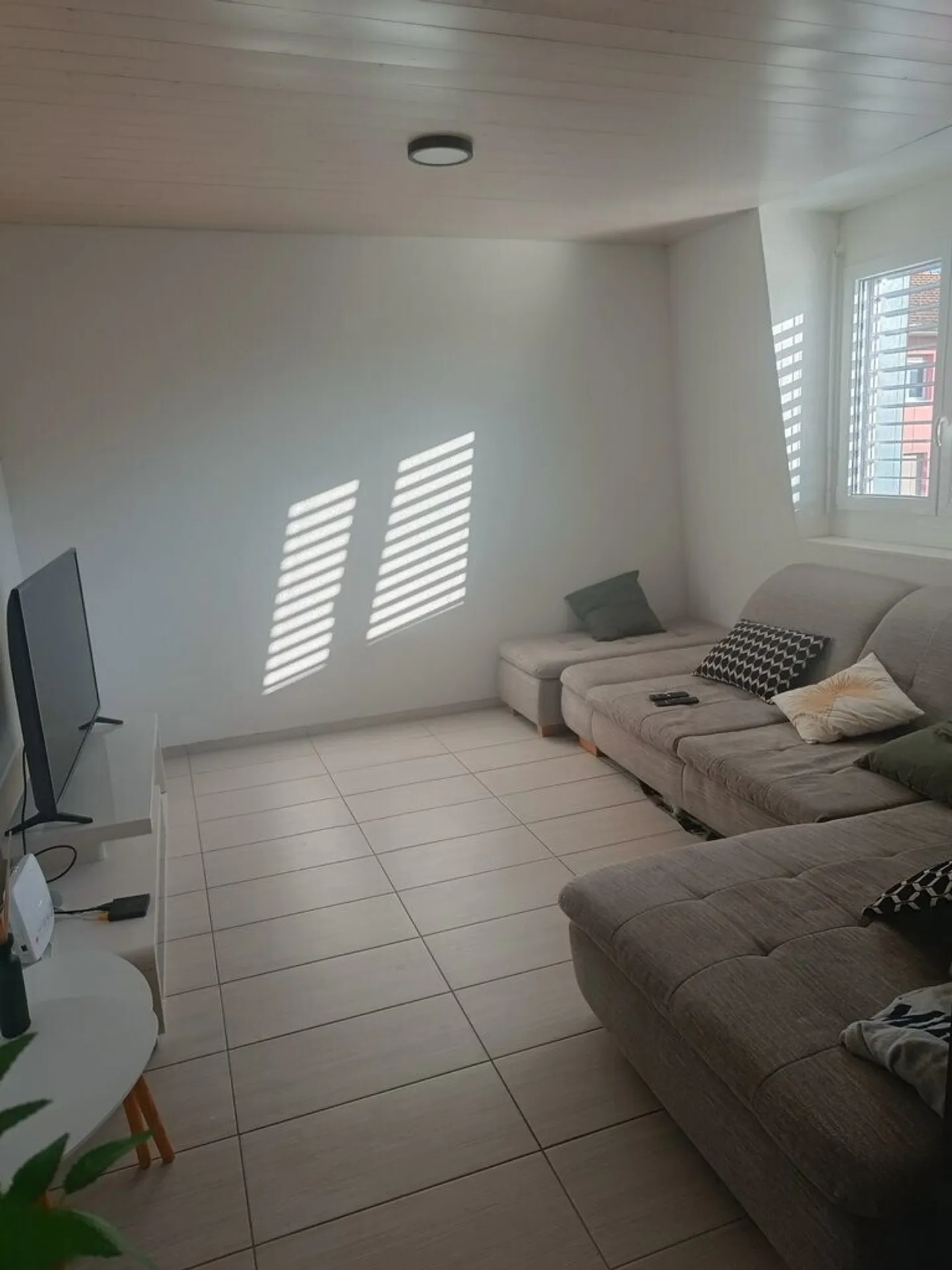 Schönes Apartment im 2. Stock - Foto 3 von 6