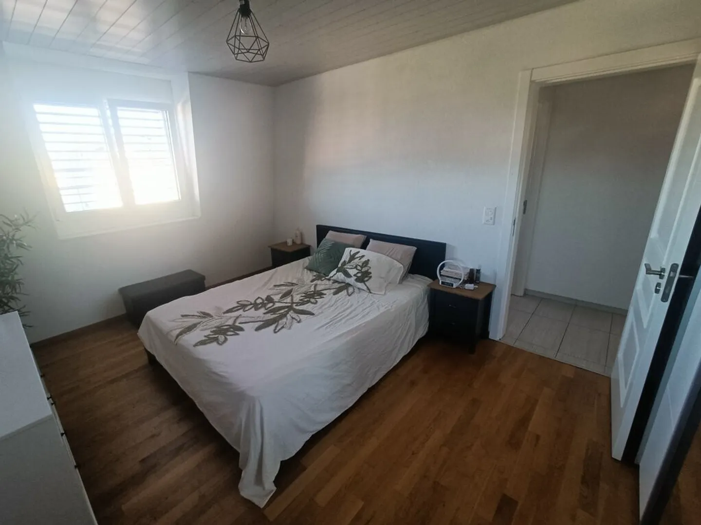 Schönes Apartment im 2. Stock - Foto 1 von 6