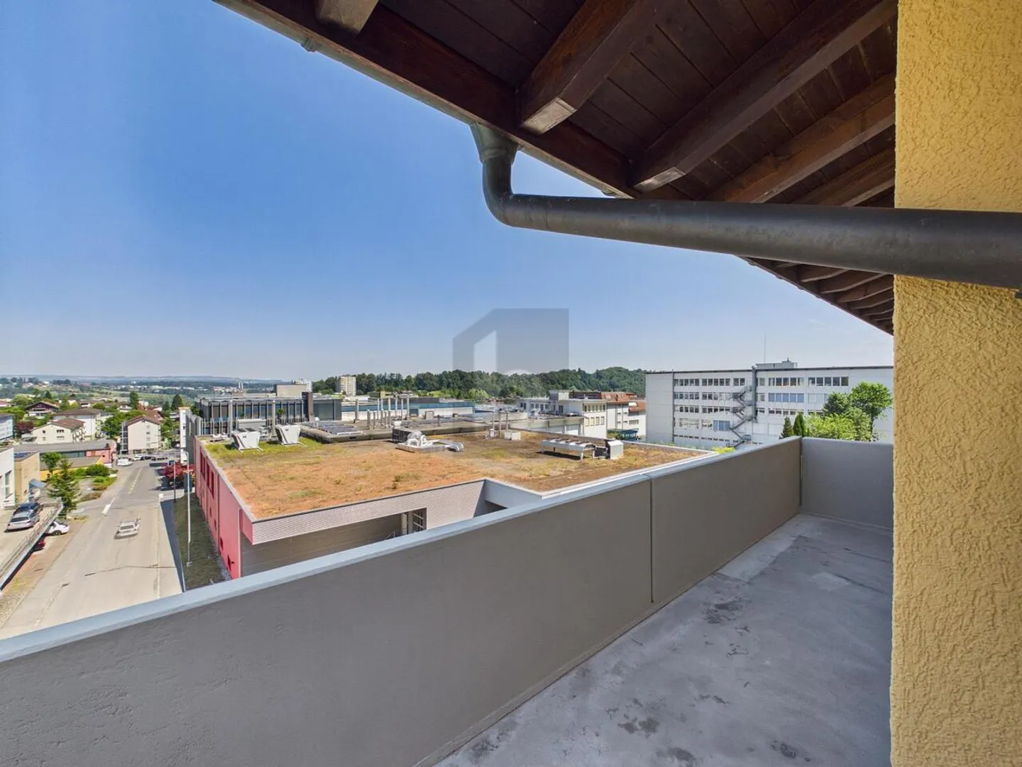 Renovierte Wohnung mit Aussicht - Foto 1 von 6