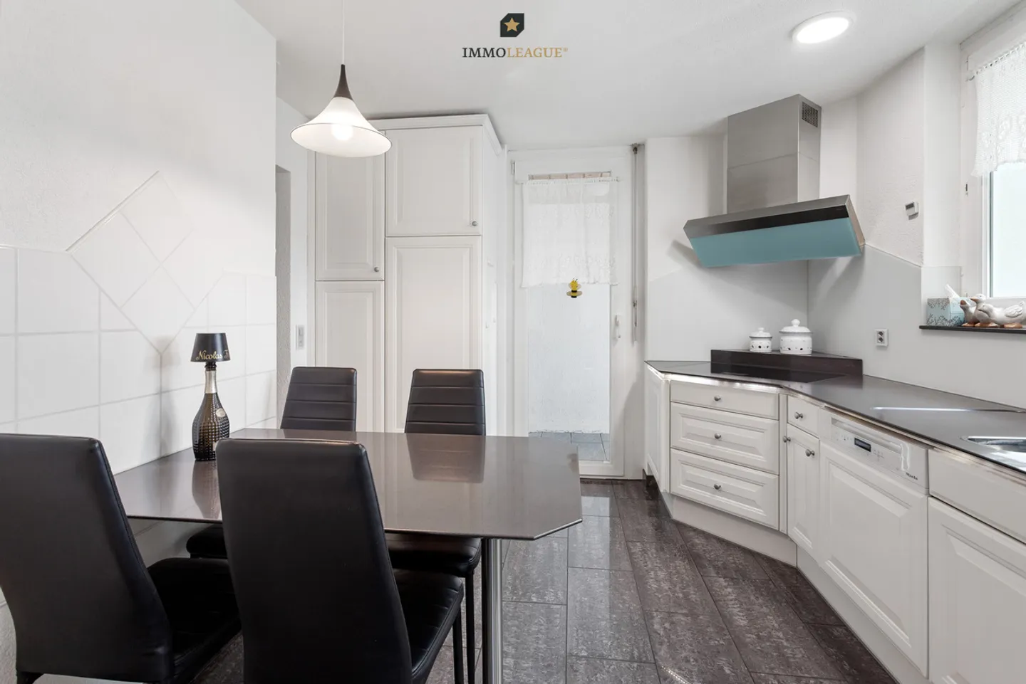 La générosité rencontre le confort et le luxe, une maison avec du charisme - Photo 4 sur 8