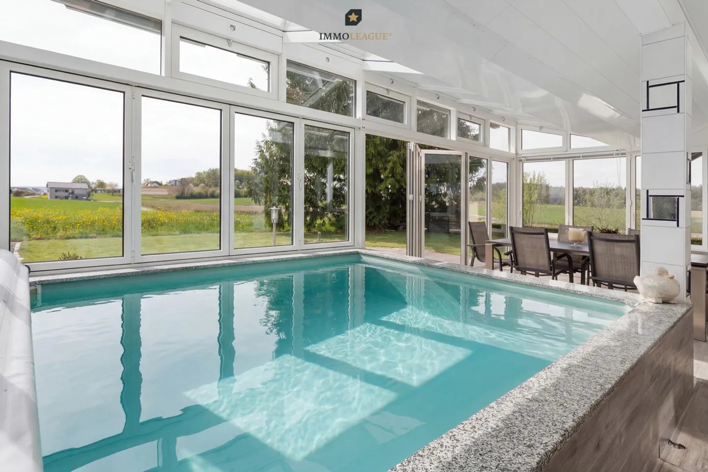 La générosité rencontre le confort et le luxe, une maison avec du charisme - Photo 5 sur 8