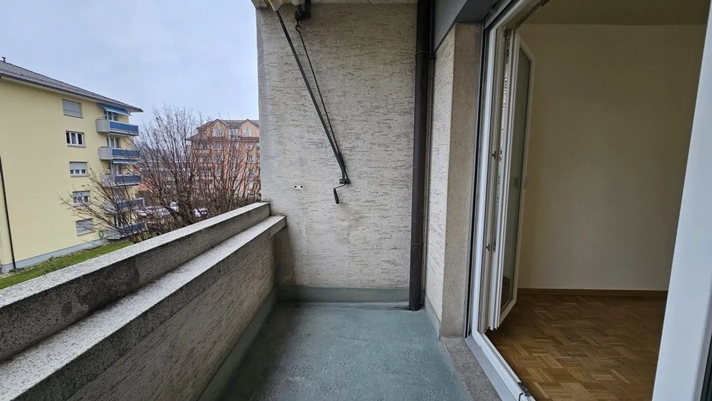 Appartement de deux pièces et demie pour CHF 1'420.-/mois, charges comprises - Photo 4 sur 6
