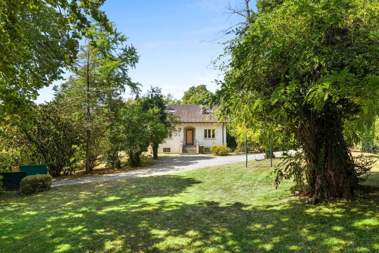 Elegante Villa Familiare a Genthod - Foto 3 di 13