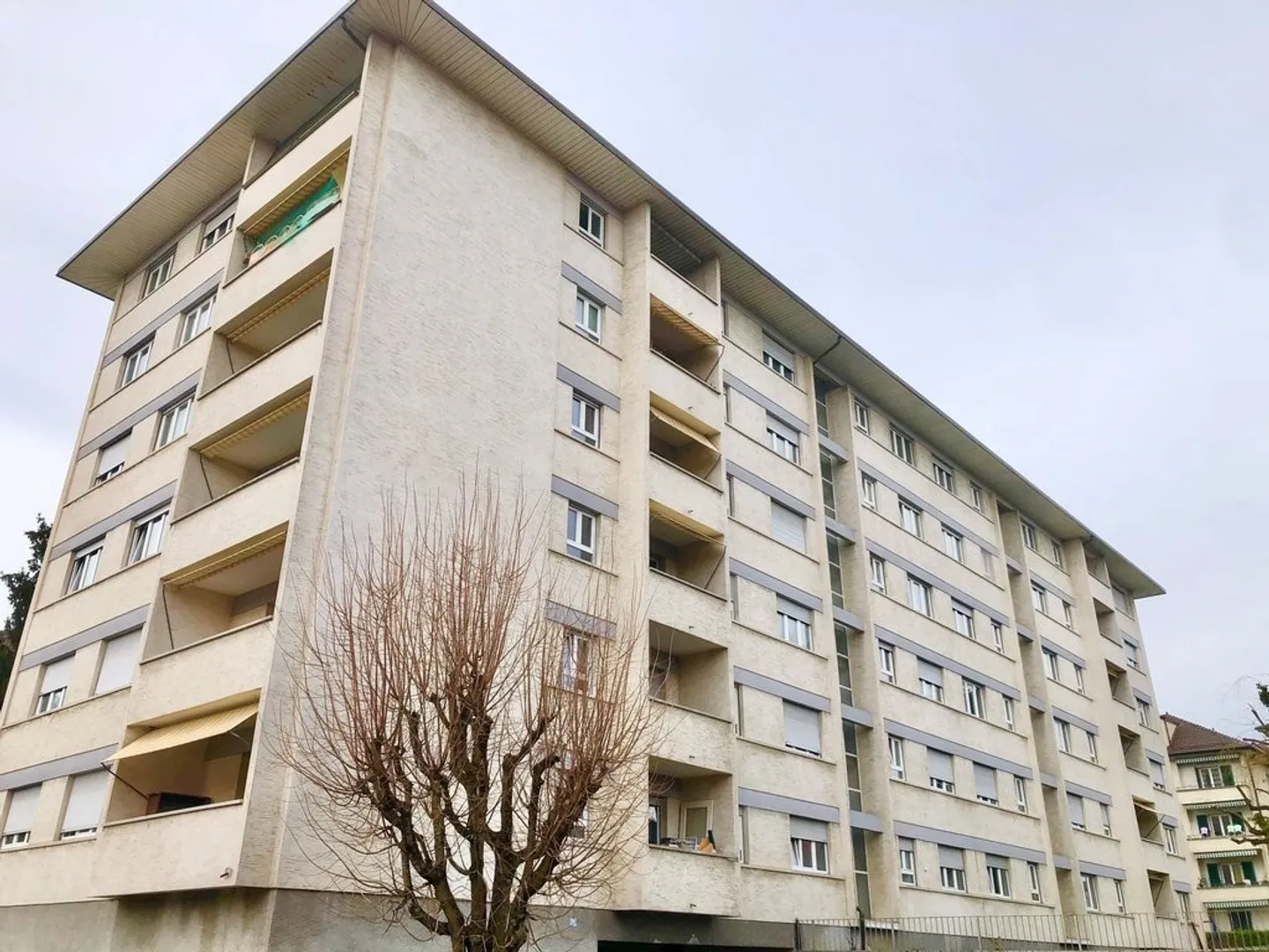 Appartement de deux pièces et demie pour CHF 1'420.-/mois, charges comprises - Photo 1 sur 6