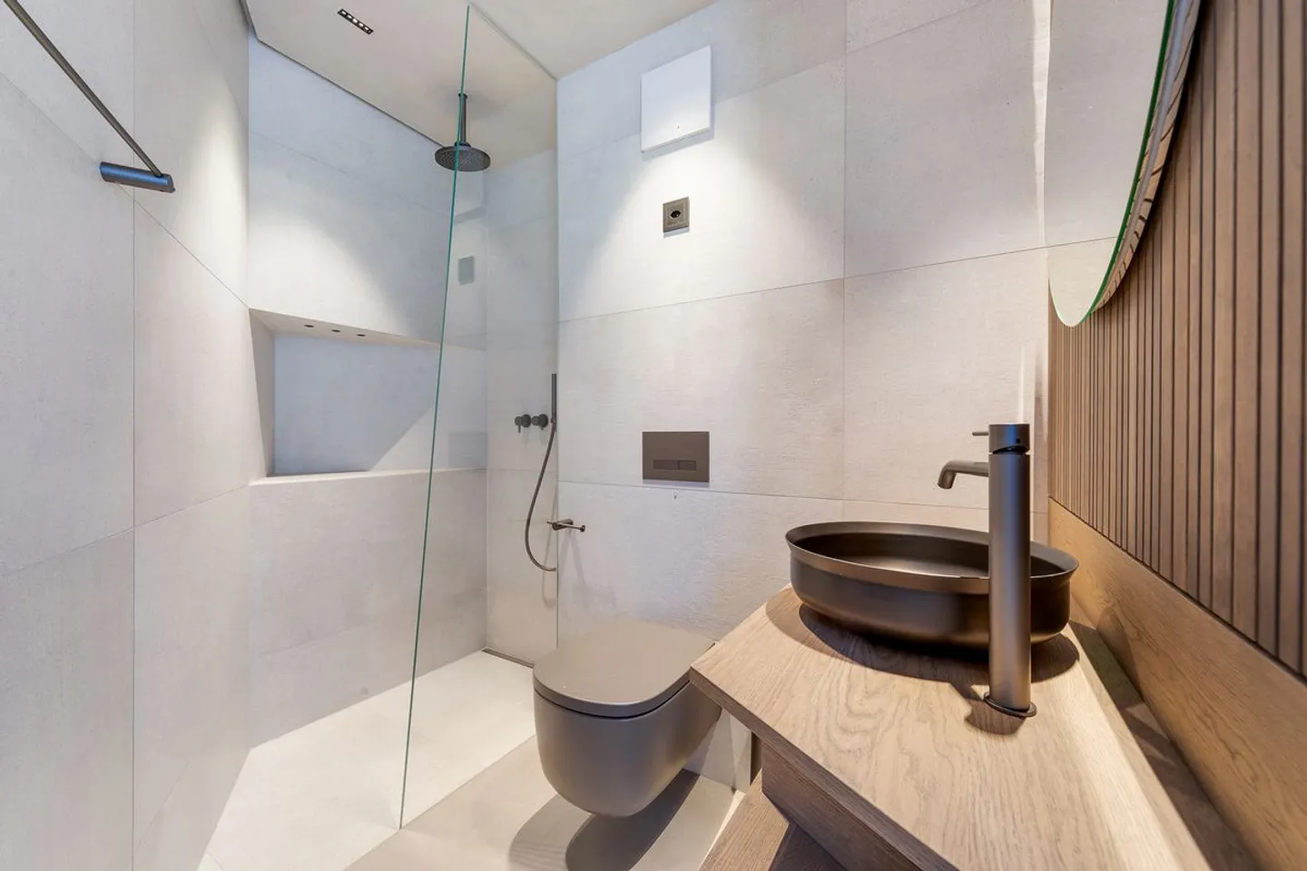 Eccezionale villa contemporanea affacciata sul lago - Foto 7 di 7