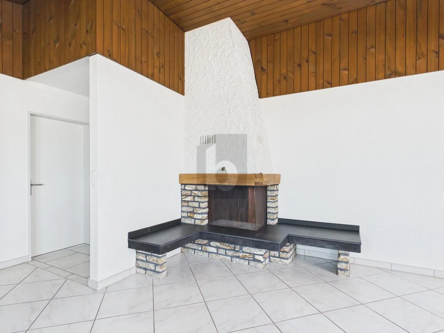 Renovierte Wohnung mit Aussicht - Foto 3 von 6