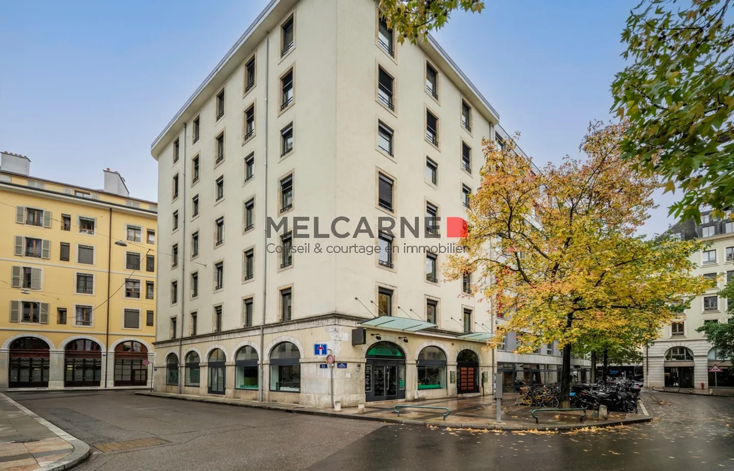 Bureaux à louer - Rive Droite - 245m2 - Photo 4 sur 4